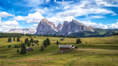Alpe di Siusi, l’orizzonte della libertà essenziale